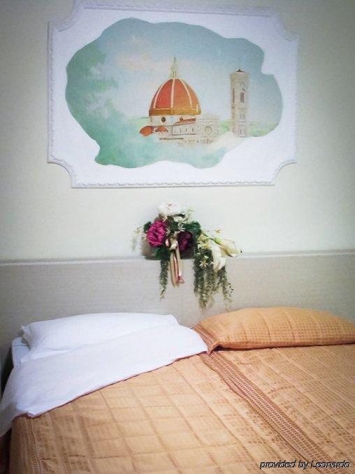 Hotel Spagna Ex Deco Florenz Zimmer foto