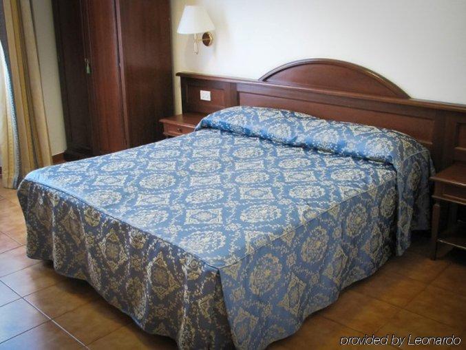 Hotel Spagna Ex Deco Florenz Zimmer foto
